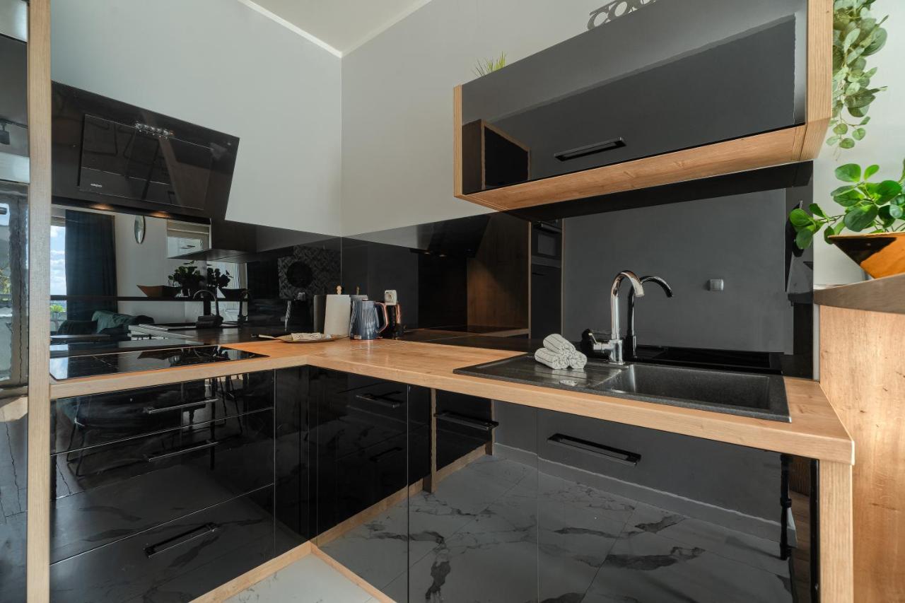 Exclusive Apartment *
